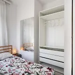Light Modern Apartment In The Heart Of Antwerp