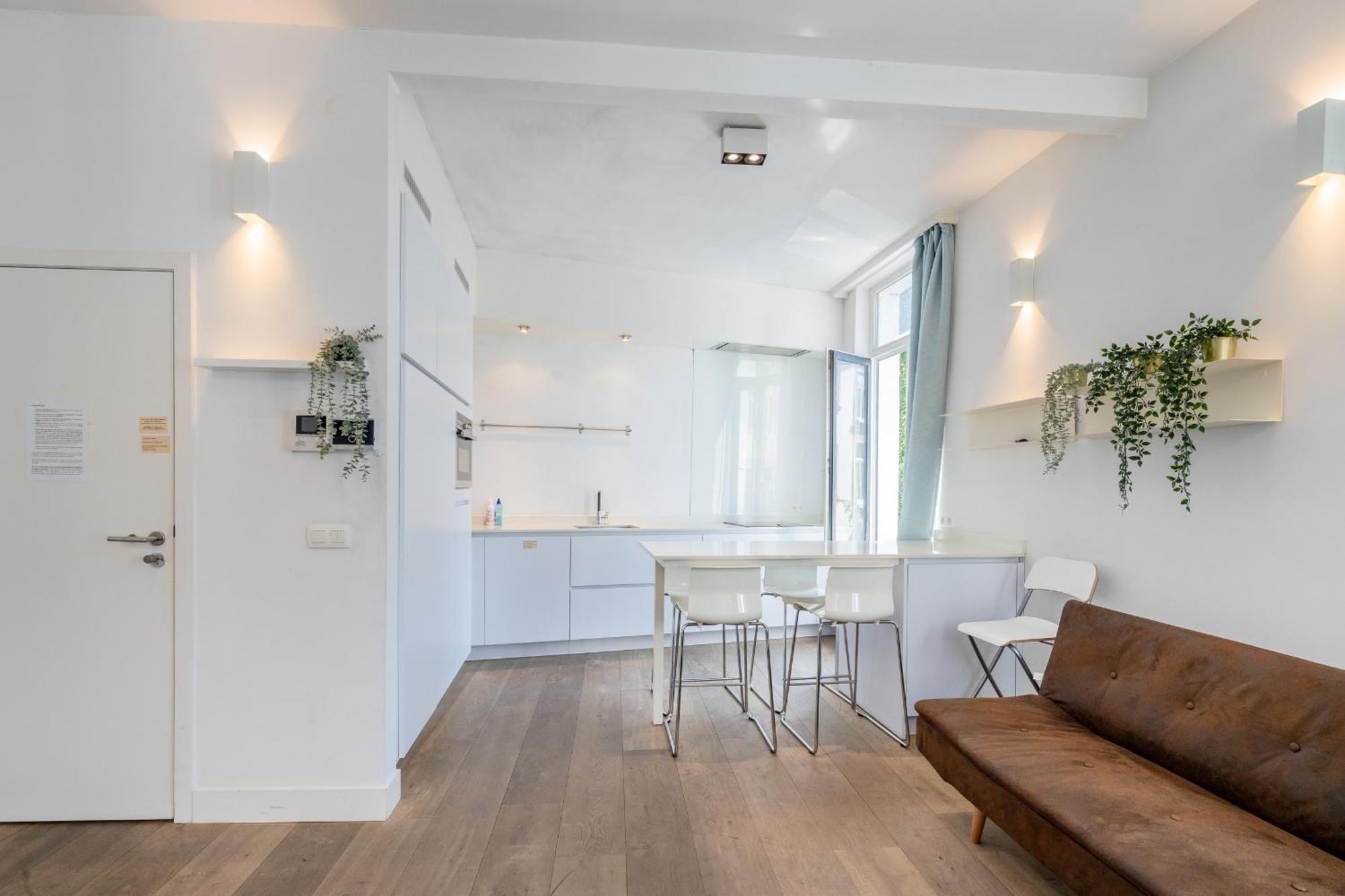 Light Modern In The Heart Of * Antwerpen